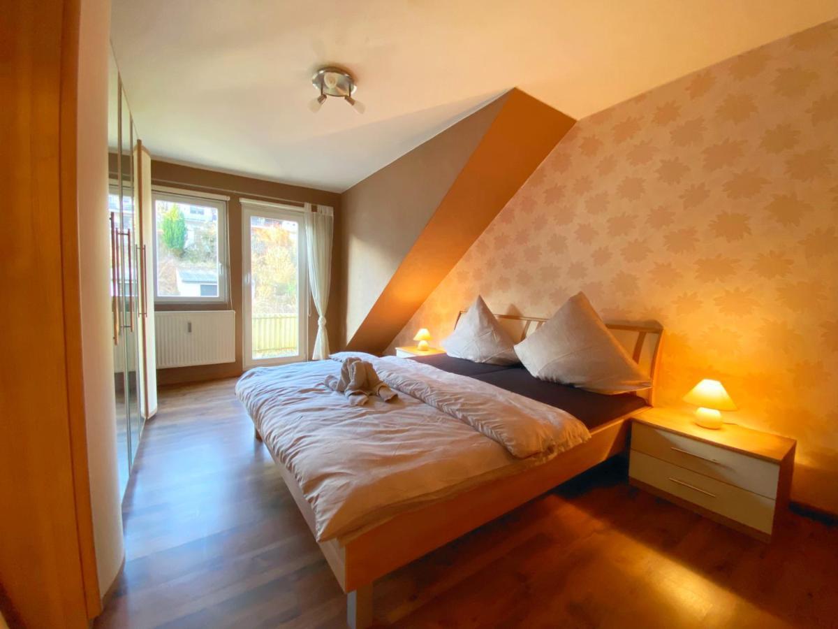 Schoene Fewo Moselblick Wlan Netflix Freizeitpark Apartment Клотен Екстериор снимка